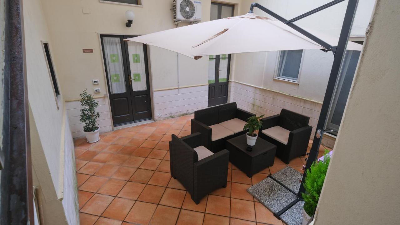 Appartamento Bilocale Porta Napoli Brindisi Esterno foto